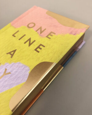 One Line a Day 5 diary / 5 vuoden päiväkirja