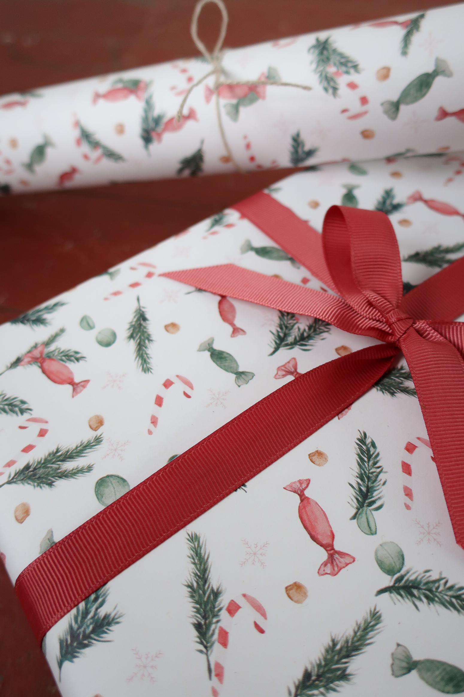 Karkki Joululahjapaperi