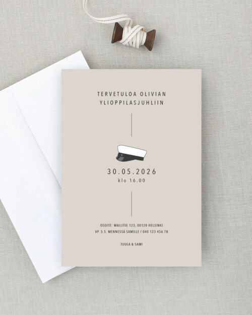 Simple elegant Valmistujaiskutsu