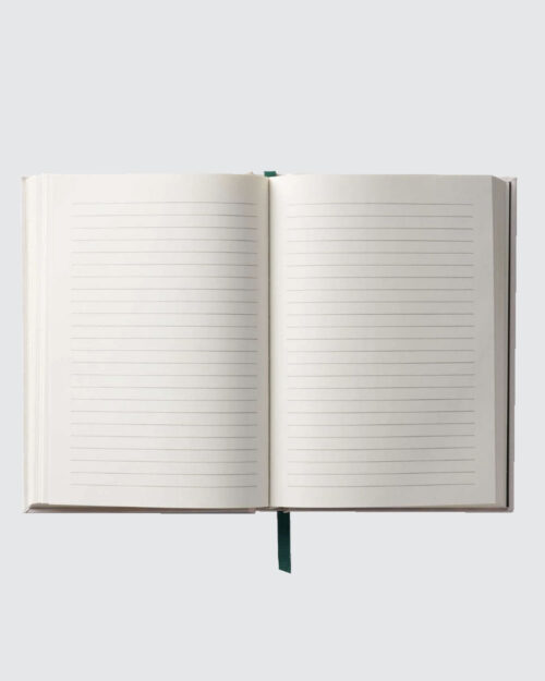 Alternative view of Studious Cats Muistikirja