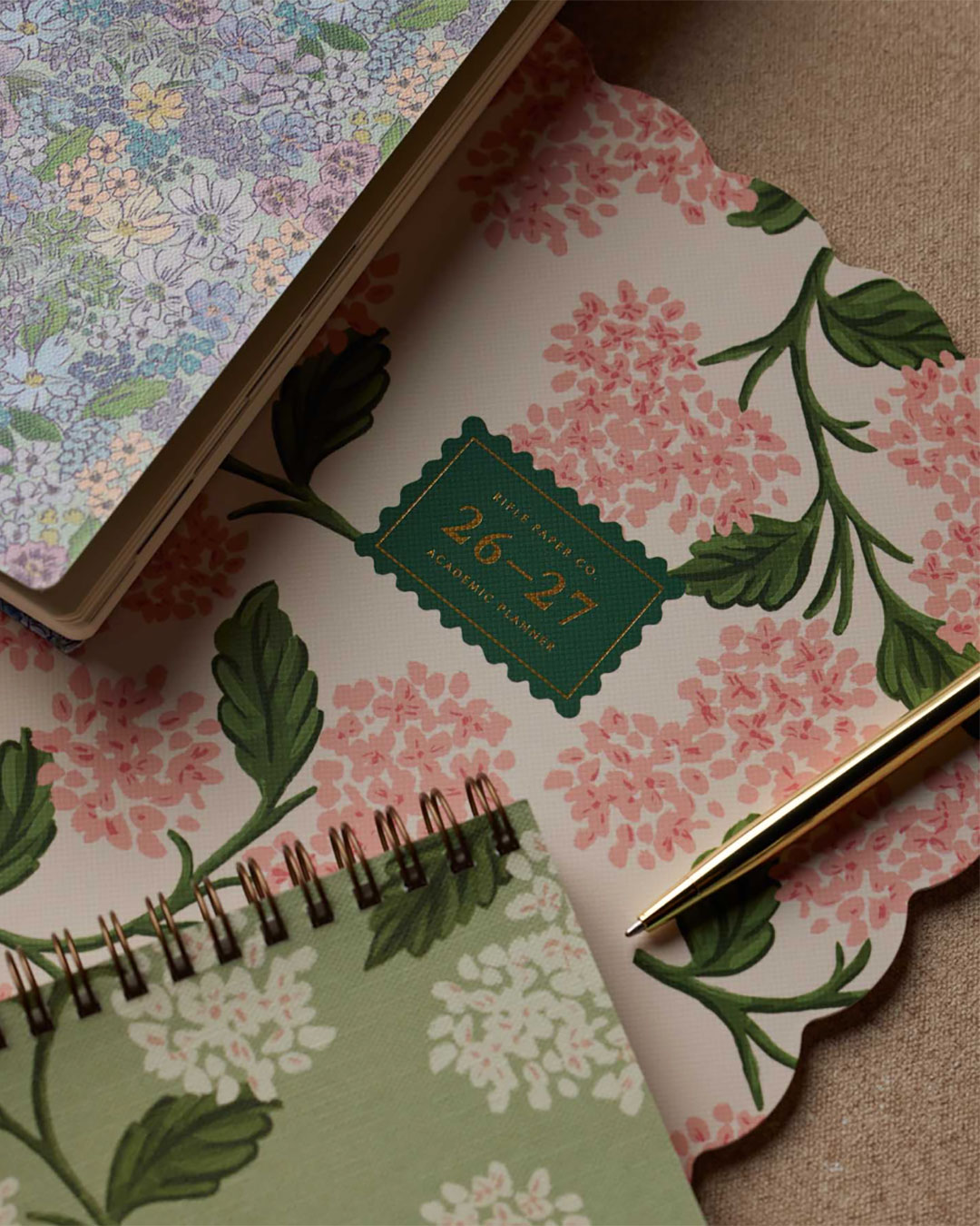 Pink-hydrangea-planner_2026-2027