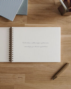 pieni_ystavakirja_papershop_2