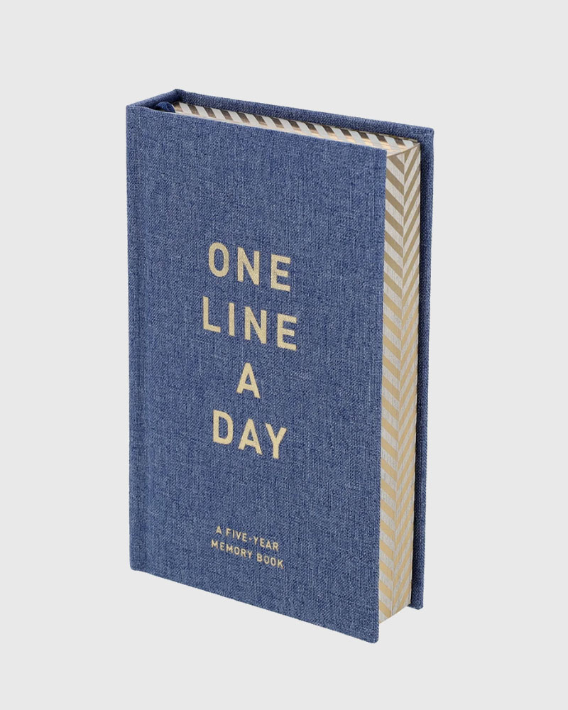 One line a day 5 vuoden Päiväkirja, denim - Image 3
